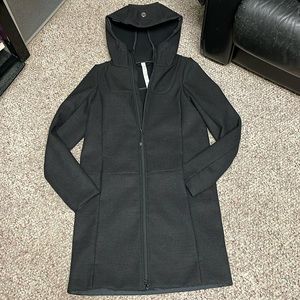 New Lululemon long rain coat